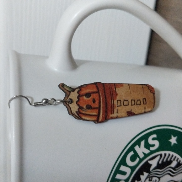 #353Halloween/Fall Pumpkin Latte Dangle Earrings - Picture 2 of 4